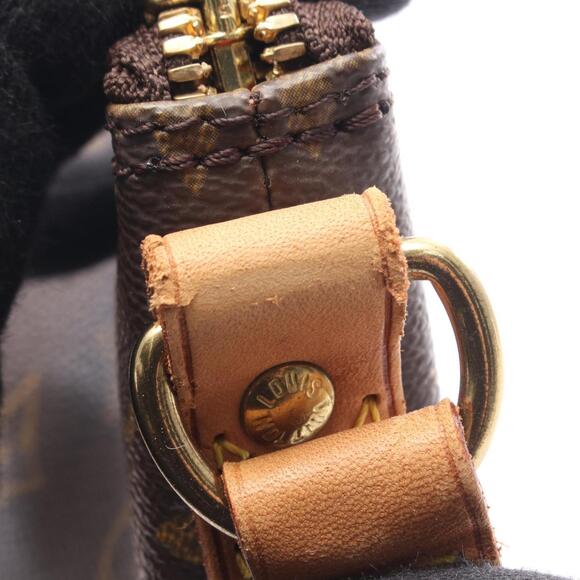 LOUIS VUITTON Brown Monogram Leather Shoulder Bag - Picture 9 of 9